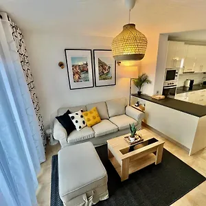 https://apt-casilla-bubo.in-canary-islands.com