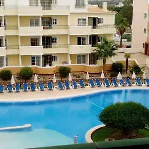 vitors-plaza-flat-with-balcony-and.hotelaalgarve.com/