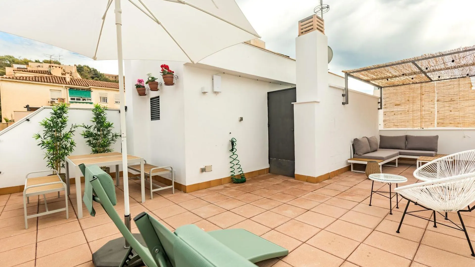 Apartment Teatro Suites Malaga City Flat