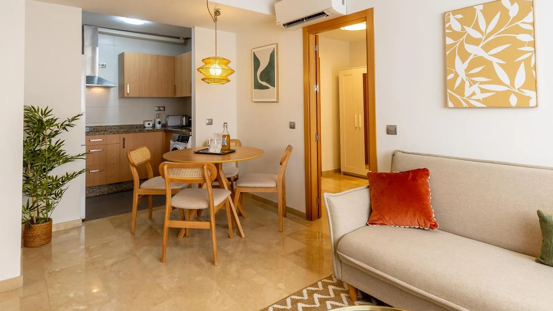 Teatro Suites Malaga City Flat Spain