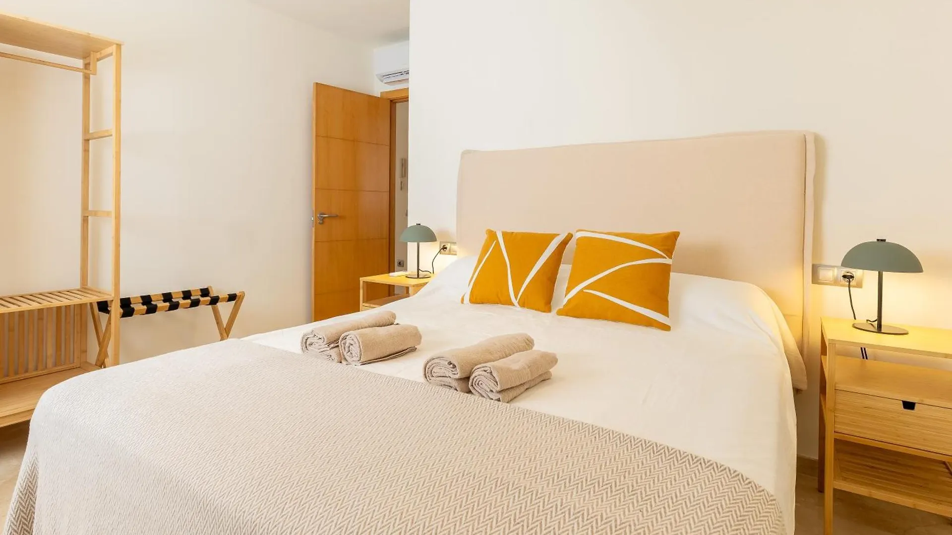 Teatro Suites Malaga City Flat Spain