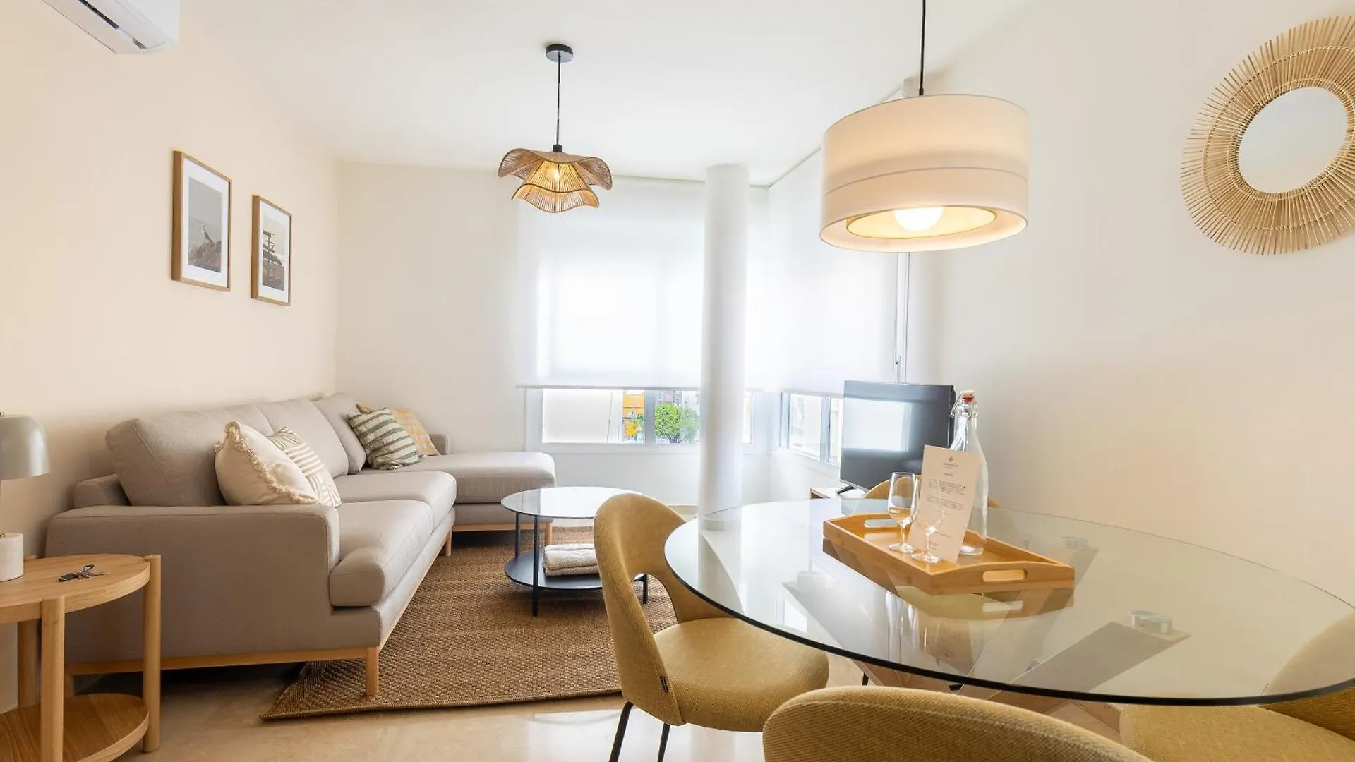 Teatro Suites Malaga City Flat Apartment